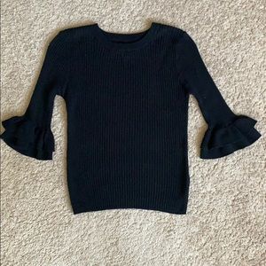 Light weight sweater